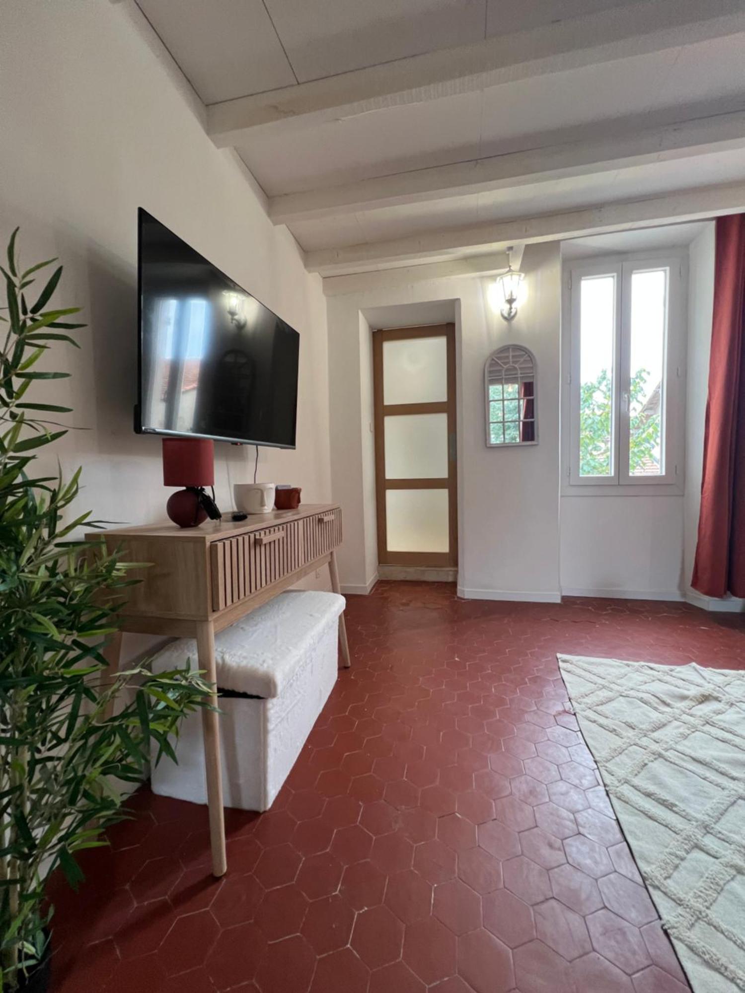 Apartment Magnifique Duplexe Calme Et Climatise, A 2 Pas D'intra Muros *