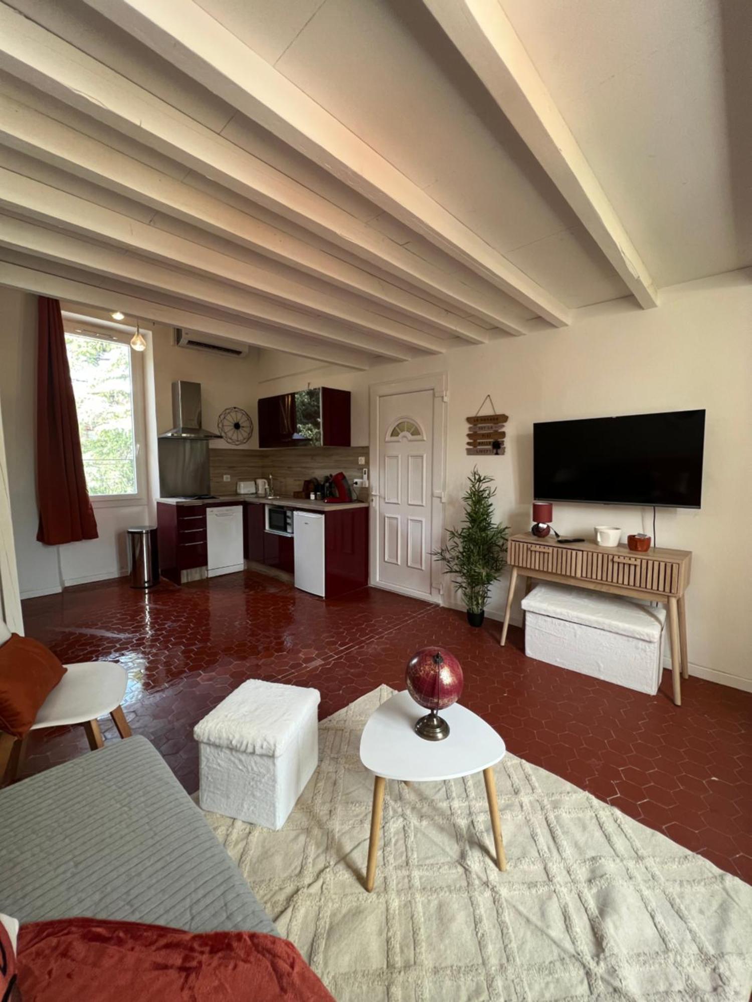 Apartment Magnifique Duplexe Calme Et Climatise, A 2 Pas D'intra Muros *